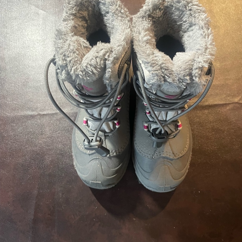 Columbia Girl Boots Size 2